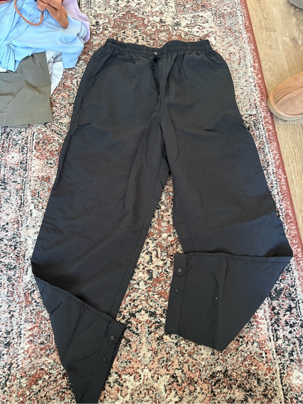 MEC Black Women's Snap-Cuff Drawstring Pants